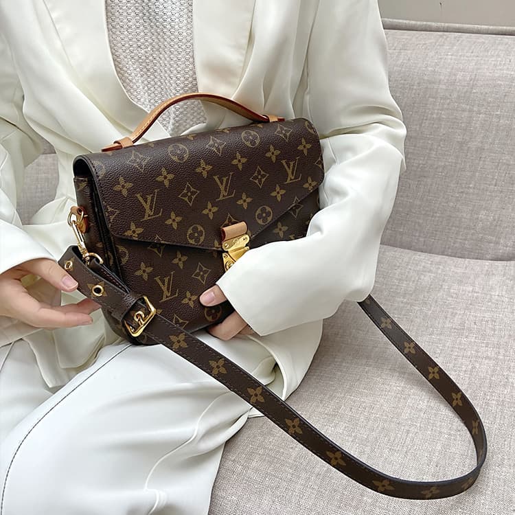 Ремень для сумки Louis Vuitton Adjustable Leather Strap Brown Yellow - изображение 2