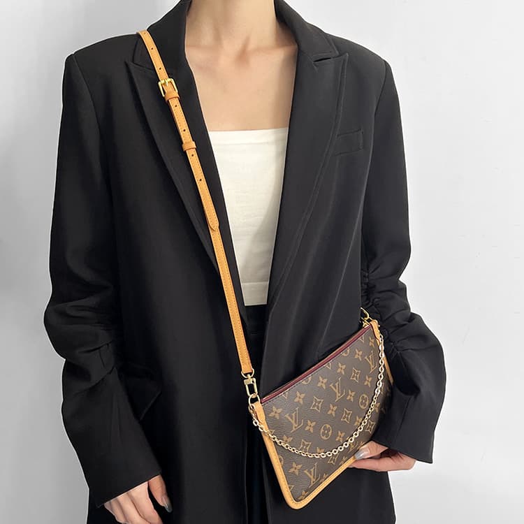 Ремень для сумки LV Carryall - изображение 3