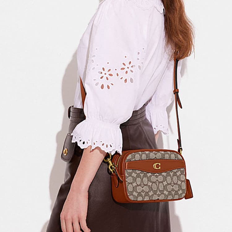 Сумка через плечо COACH Camera 23 - изображение 5