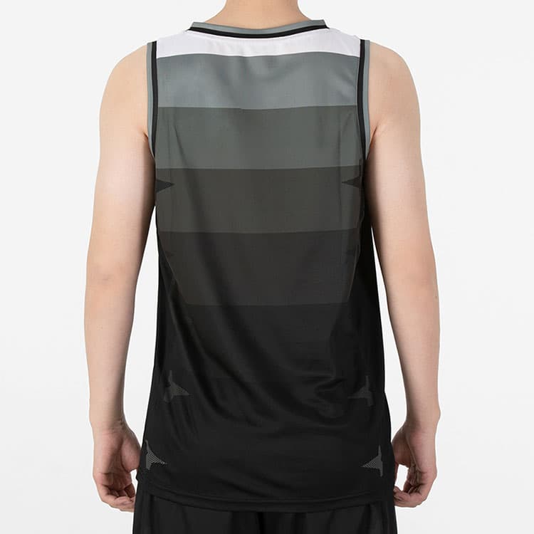 Баскетбольная майка Under Armour - изображение 3
