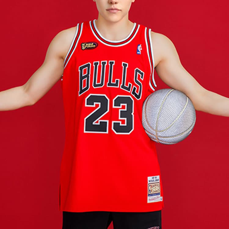 Баскетбольная майка Mitchell Ness NBA AU 97-98 23 - изображение 3