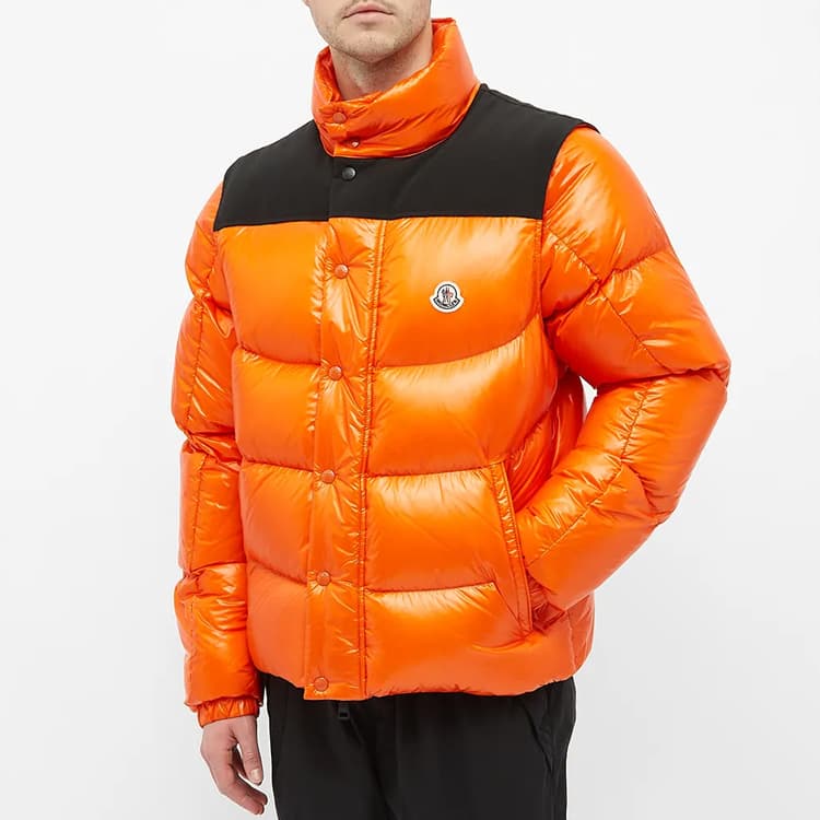 Зимняя куртка Moncler - изображение 3