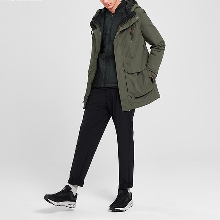 Демисезонная куртка THE NORTH FACE - изображение 2