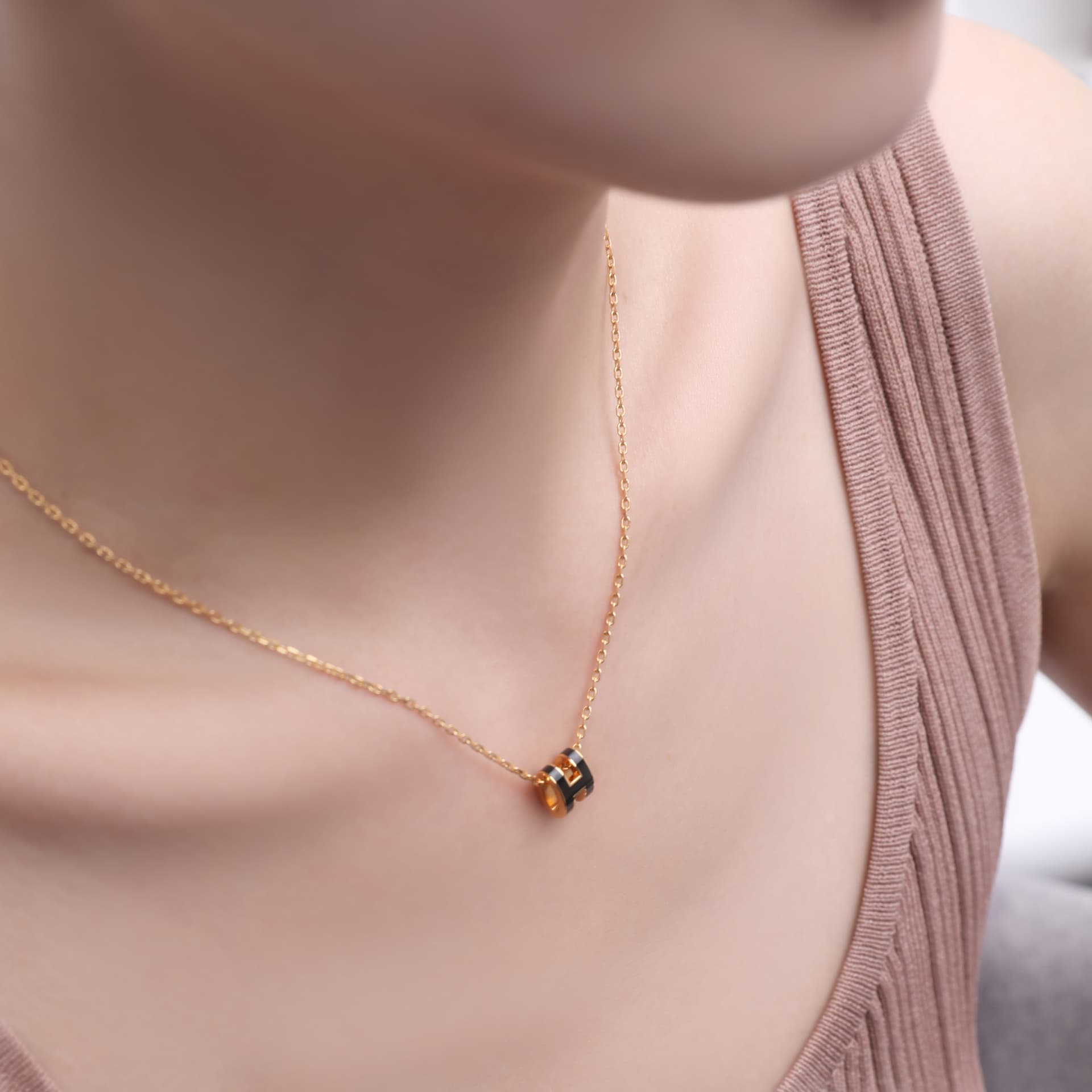 Ожерелье Hermes Mini POP H Necklace - изображение 4