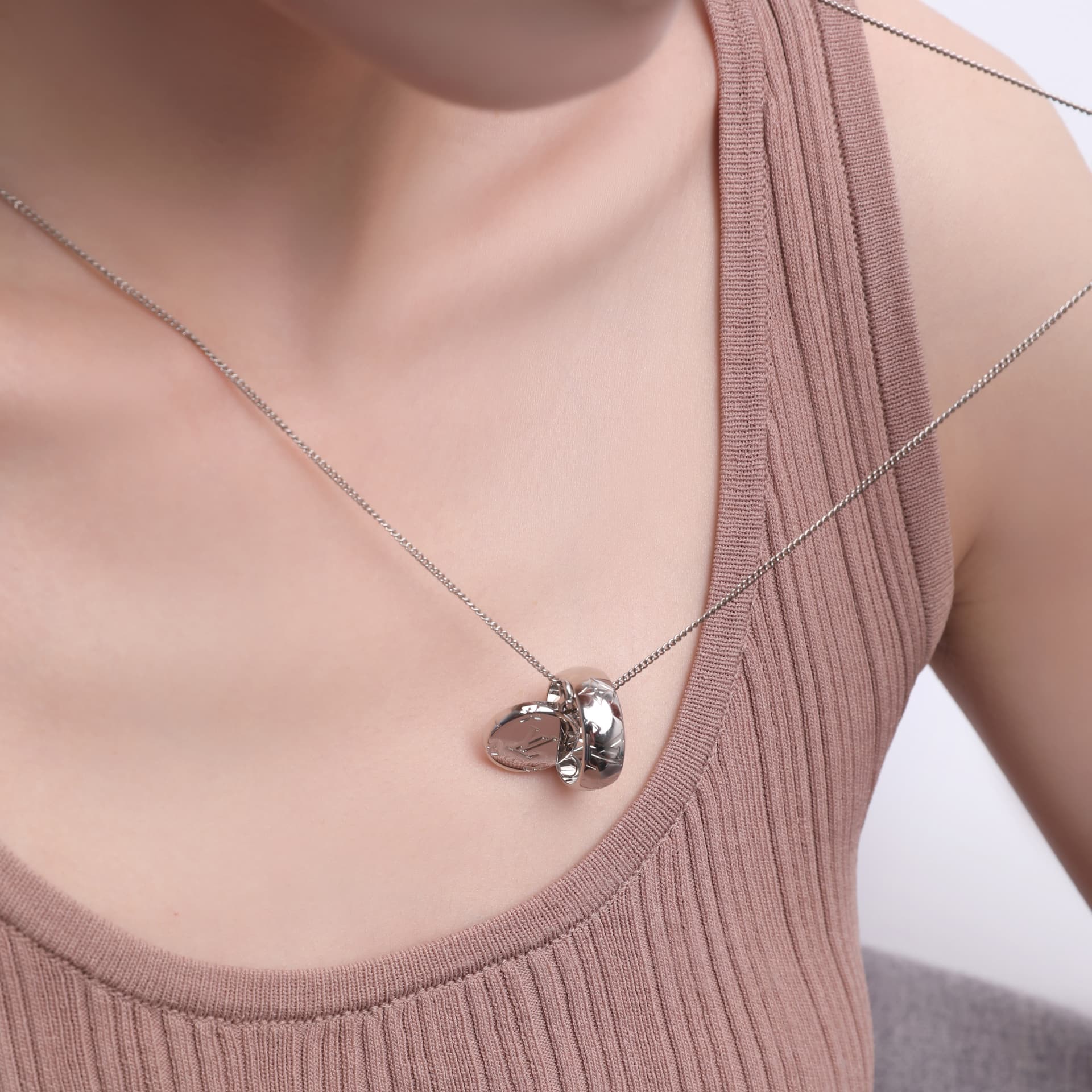 Ожерелье Louis Vuitton Necklace - изображение 5