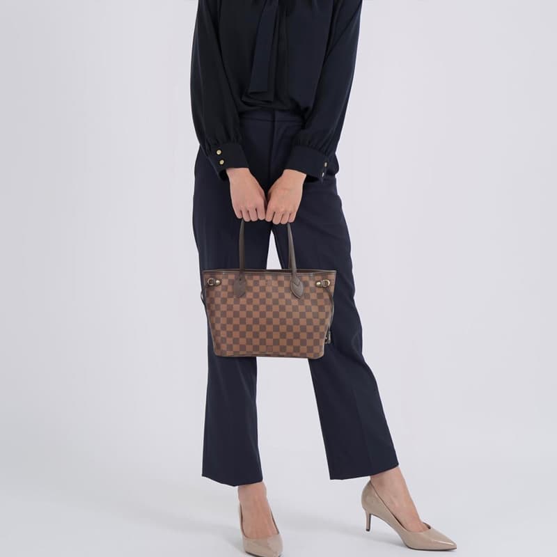 Мини-сумка Louis Vuitton Neverfull PM - изображение 7