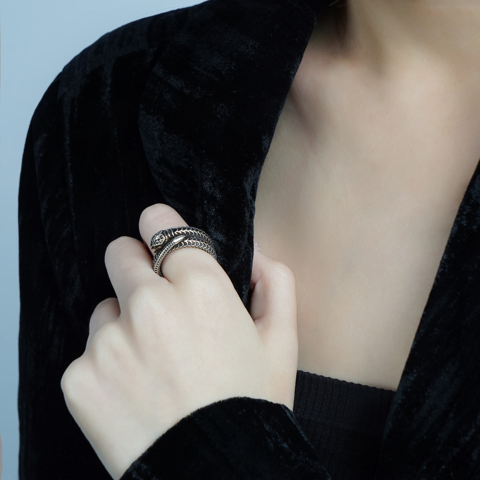 Кольцо Gucci Garden Snake Ring - изображение 4
