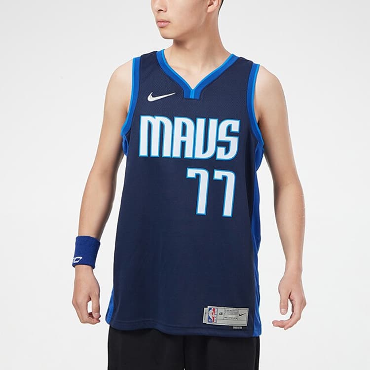 Баскетбольная майка Nike NBA Mavericks Doncic 77 Navy - изображение 3