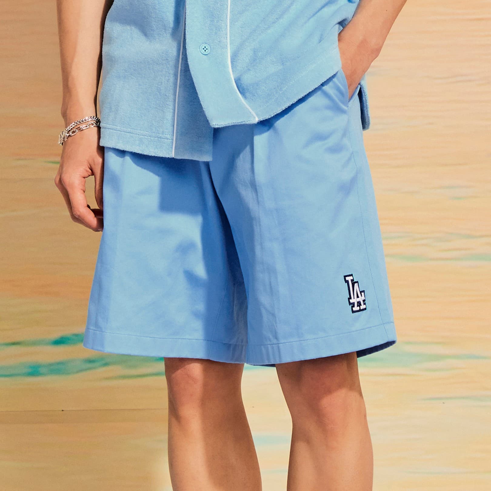 Шорты MLB x SS22 Logo Print Shorts - изображение 3