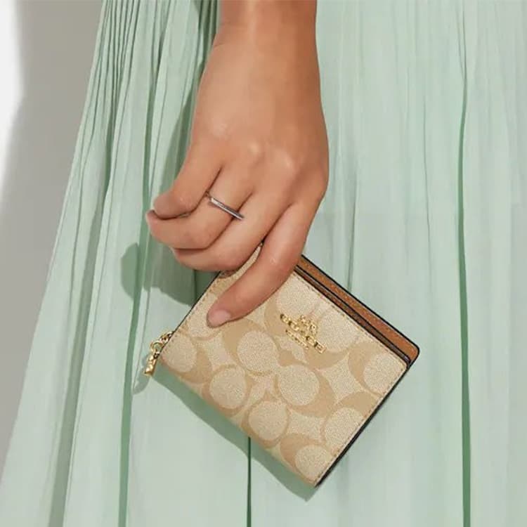 Кошелек COACH Snap Wallet - изображение 4