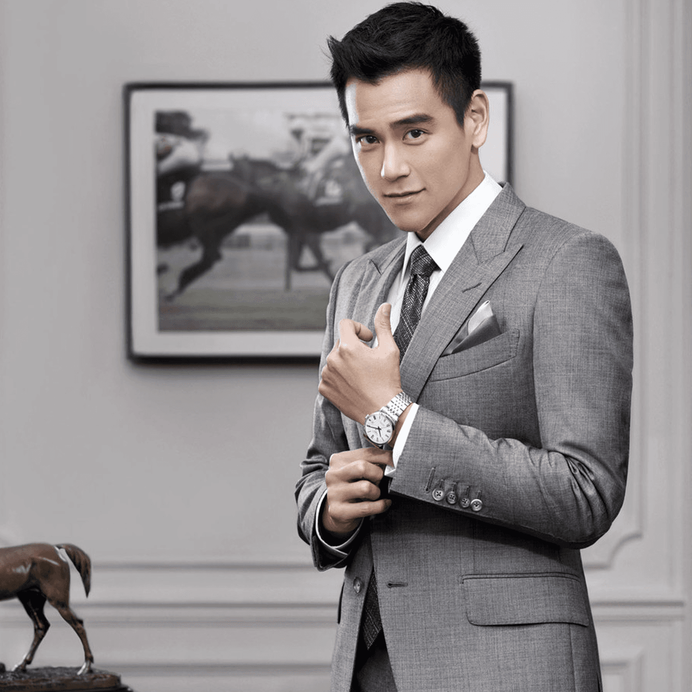Часы LONGINES 30 29mm L4.310.4.87.6 - изображение 7