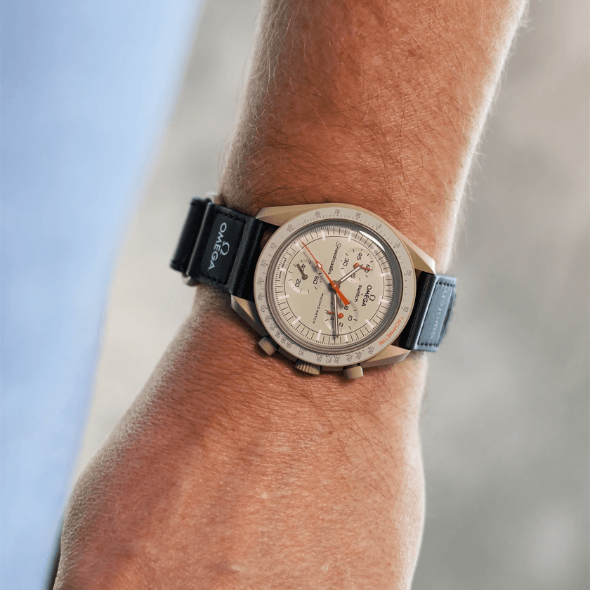 Часы OMEGA x SWATCH BIOCERAMIC MOONSWATCH SO33C100 - изображение 10