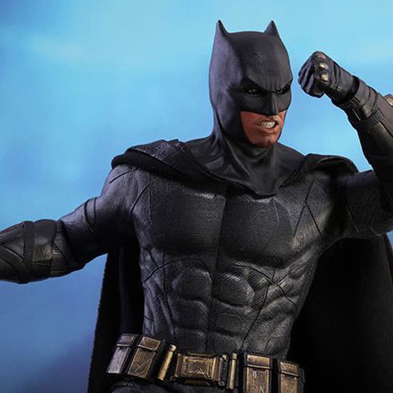 Фигурка Hot Toys dc 16 32cm - изображение 3