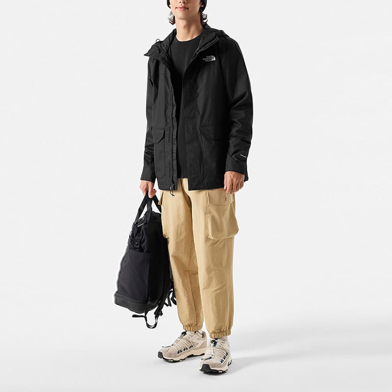Демисезонная куртка THE NORTH FACE - изображение 2
