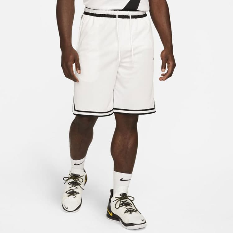 Тренировочные штаны Nike Dri-Fit DNA Shorts - изображение 3