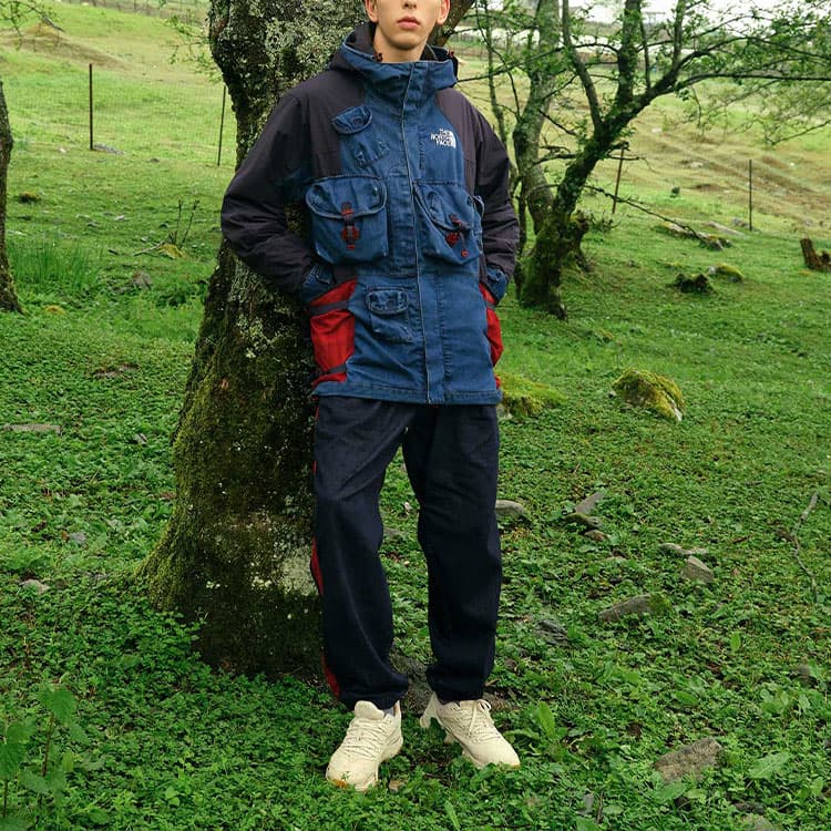 Джинсовая куртка The North Face UE Denim Jacket - изображение 2