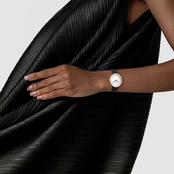 Часы ISSEY MIYAKE 38mm NYAR702Y - изображение 5
