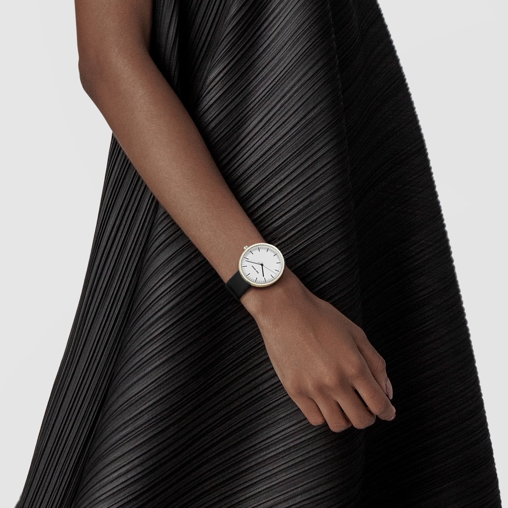 Часы Issey Miyake NYAN703Y - изображение 7