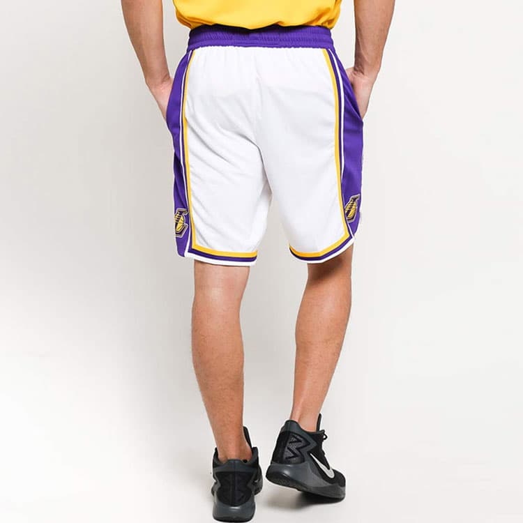 Баскетбольные шорты Nike NBA Association Edition Lakers Shorts - изображение 5