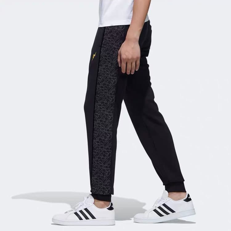 Спортивная одежда adidas neo x Pokemon Lightning Embroidered Sweatpants Black - изображение 4