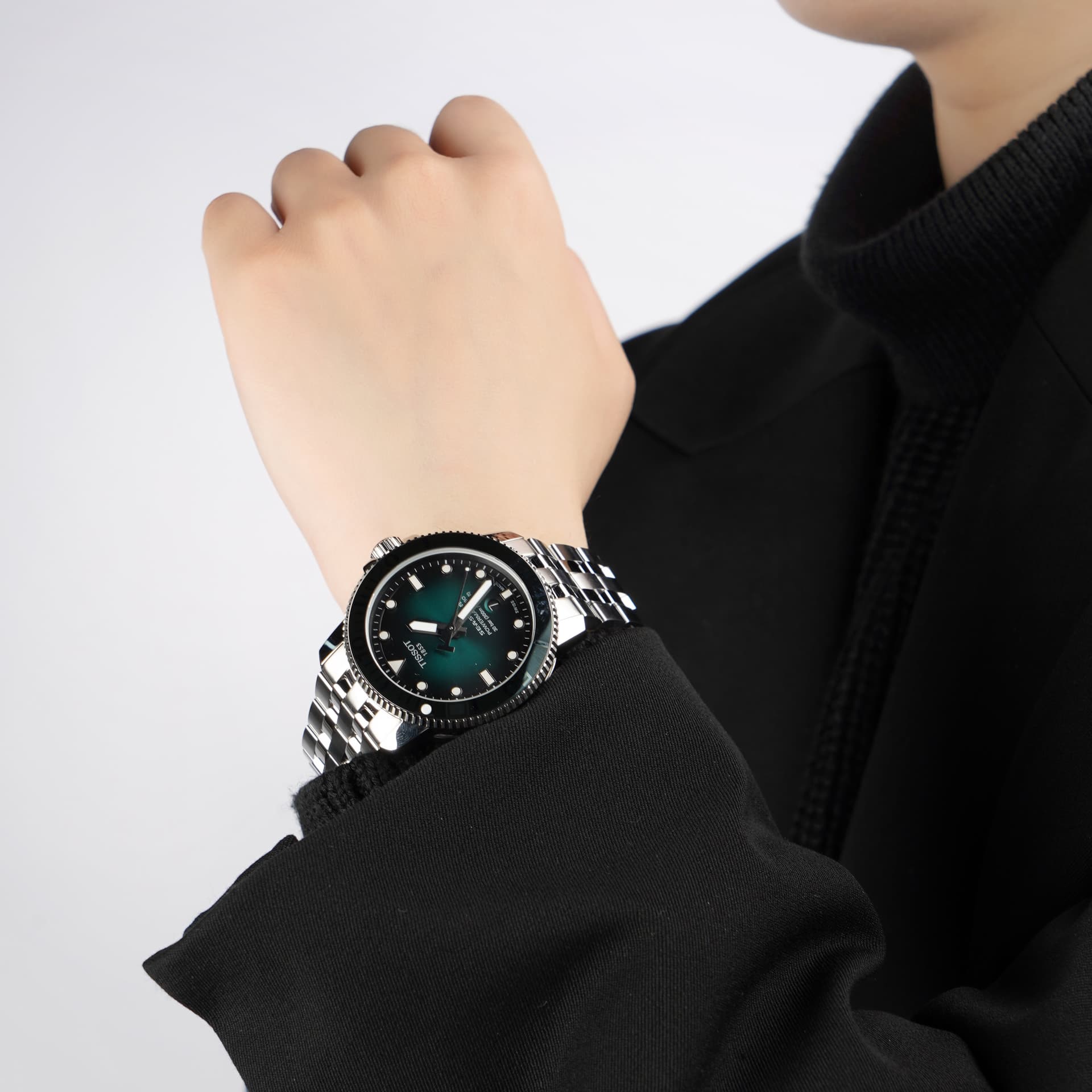 Часы Tissot Seastar T120.407.11.091.01 - изображение 8