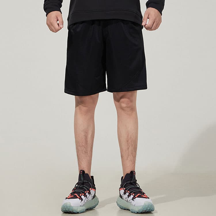 Тренировочные штаны Under Armour Running Shorts Black - изображение 3