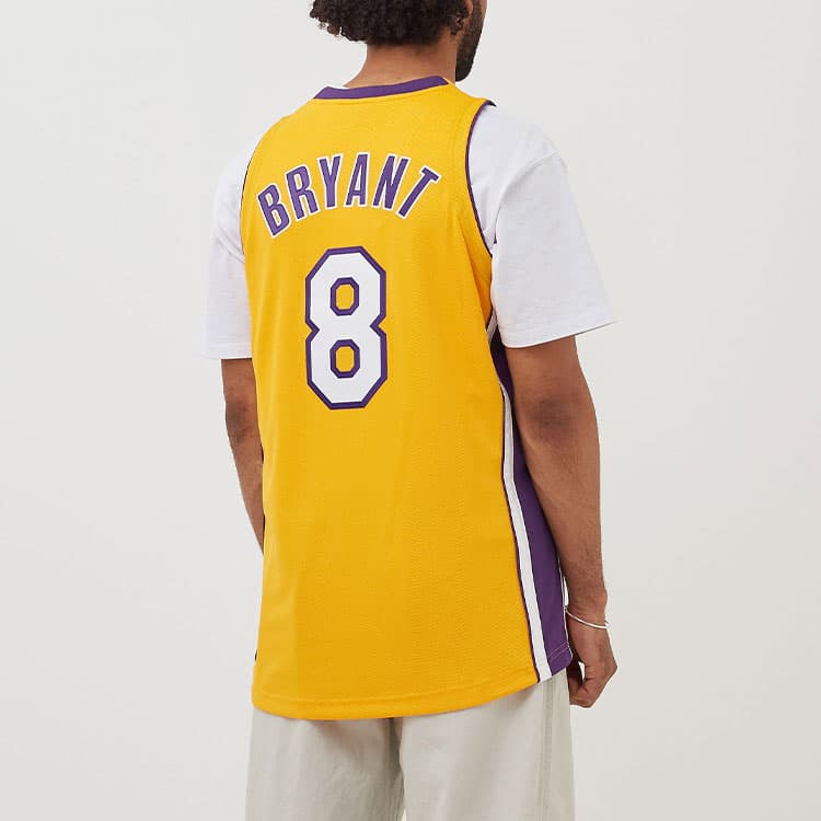 Баскетбольная майка Mitchell & Ness NBA Finals 1999-00 Lakers Kobe 8 Yellow - изображение 3