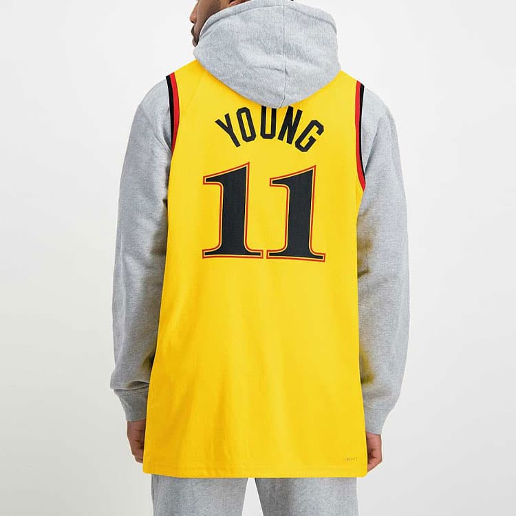 Баскетбольная майка Nike NBA 75th Anniversary Atlanta Hawks Jersey Yellow - изображение 4