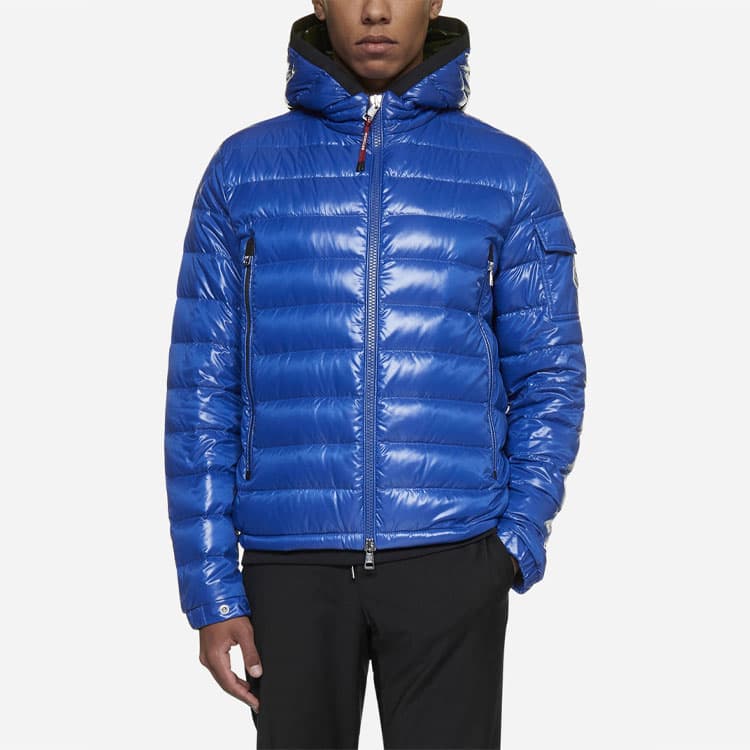 Зимняя куртка Moncler SS22 - изображение 4