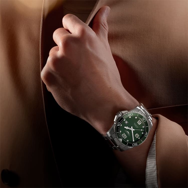 Часы Longines HydroConquest L3.781.4.06.6 - изображение 6