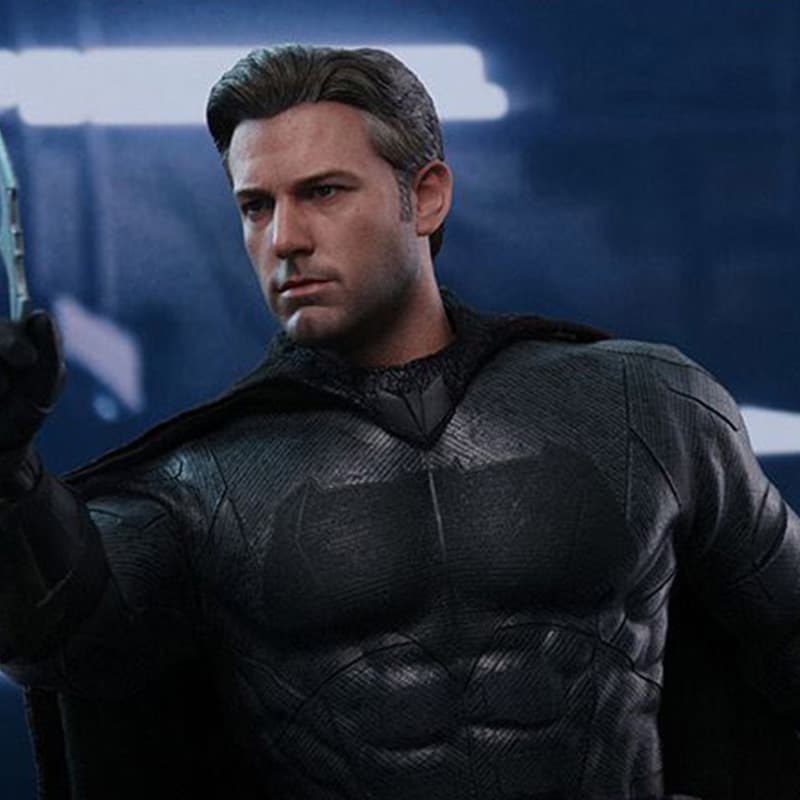 Фигурка Hot Toys dc 16 32cm - изображение 4