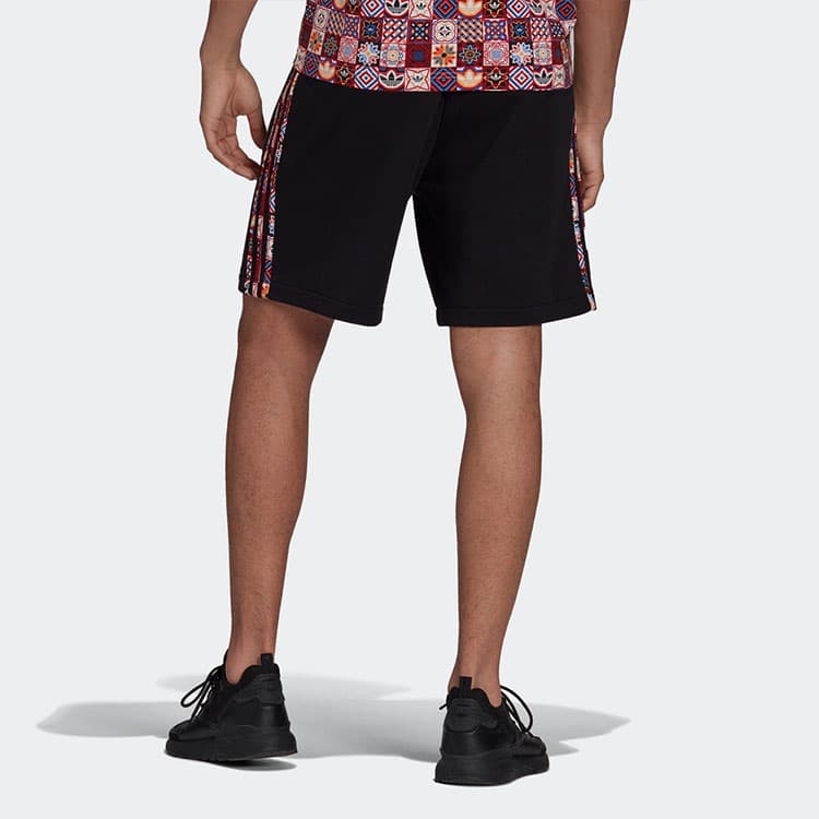 Шорты adidas originals - изображение 3