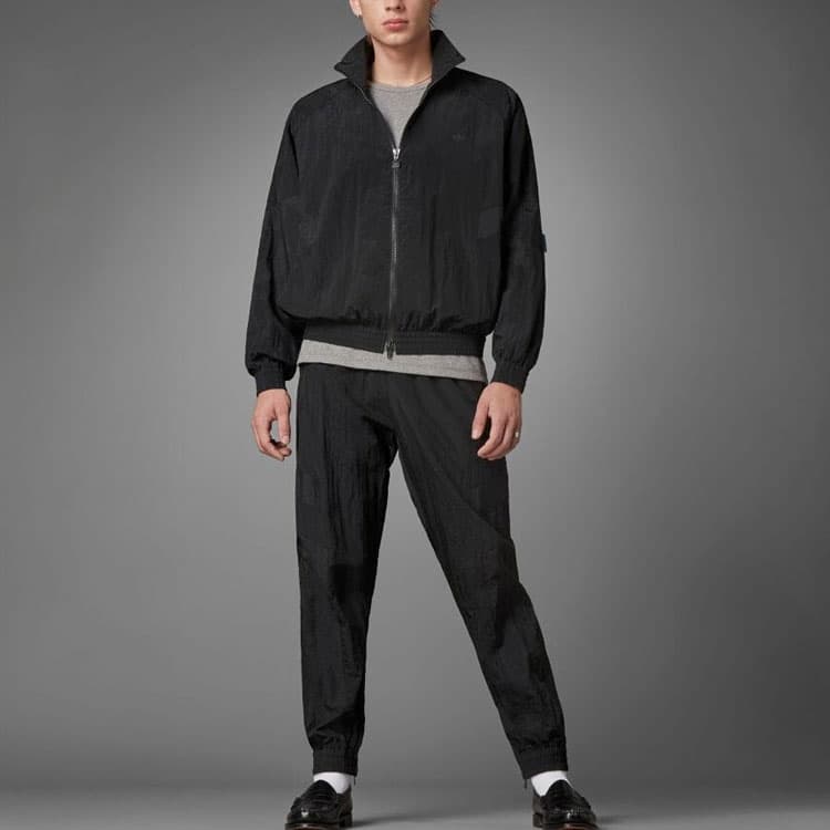 Спортивная одежда adidas Originals - изображение 3