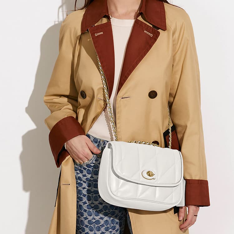 Мини-сумка COACH Pillow 24 - изображение 5