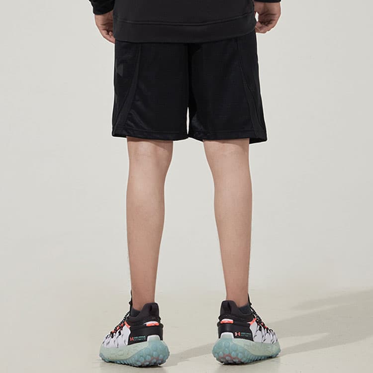 Тренировочные штаны Under Armour Running Shorts Black - изображение 4