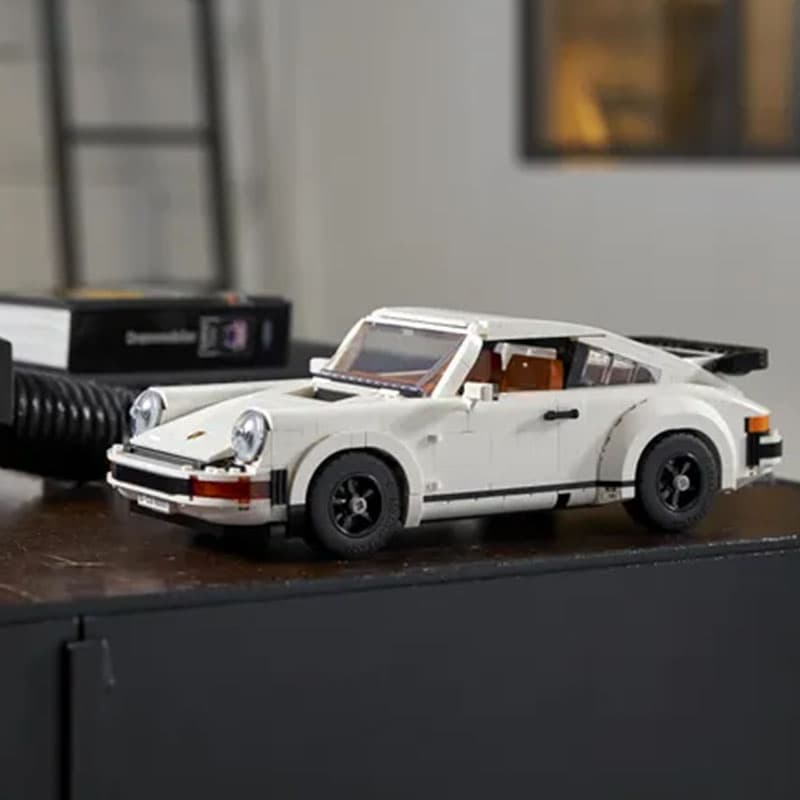 Конструктор LEGO Porsche 911 10295 - изображение 6