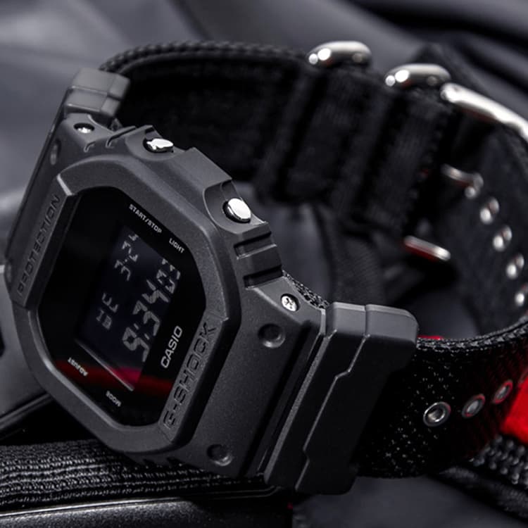 Часы Casio G-Shock DW-5600BBN-1PR - изображение 3
