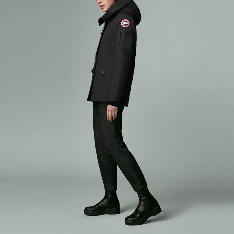 Пуховик Canada Goose Montebello Logo - изображение 5
