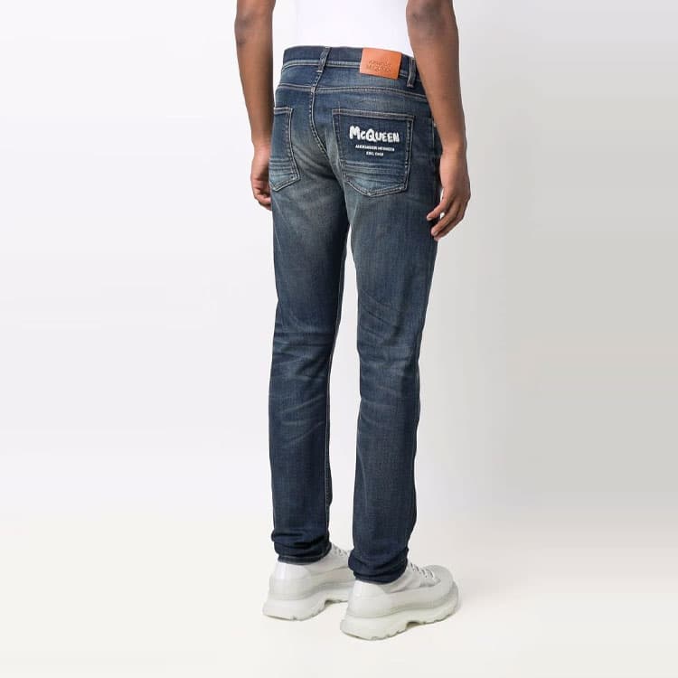 Штаны Alexander McQueen Graffiti High Waist Jeans Blue — фото 4