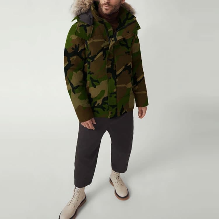 Зимняя куртка Canada Goose x Camouflage Hooded Down Jacket - изображение 5