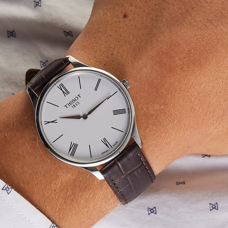 Часы Tissot T063.409.16.018.00 - изображение 6