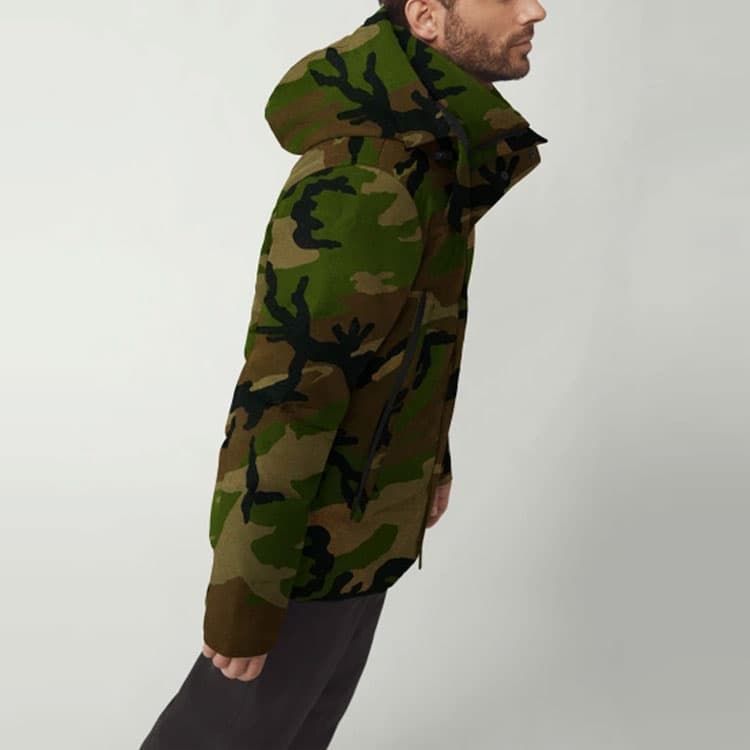 Зимняя куртка Canada Goose x Camouflage Hooded Down Jacket - изображение 6