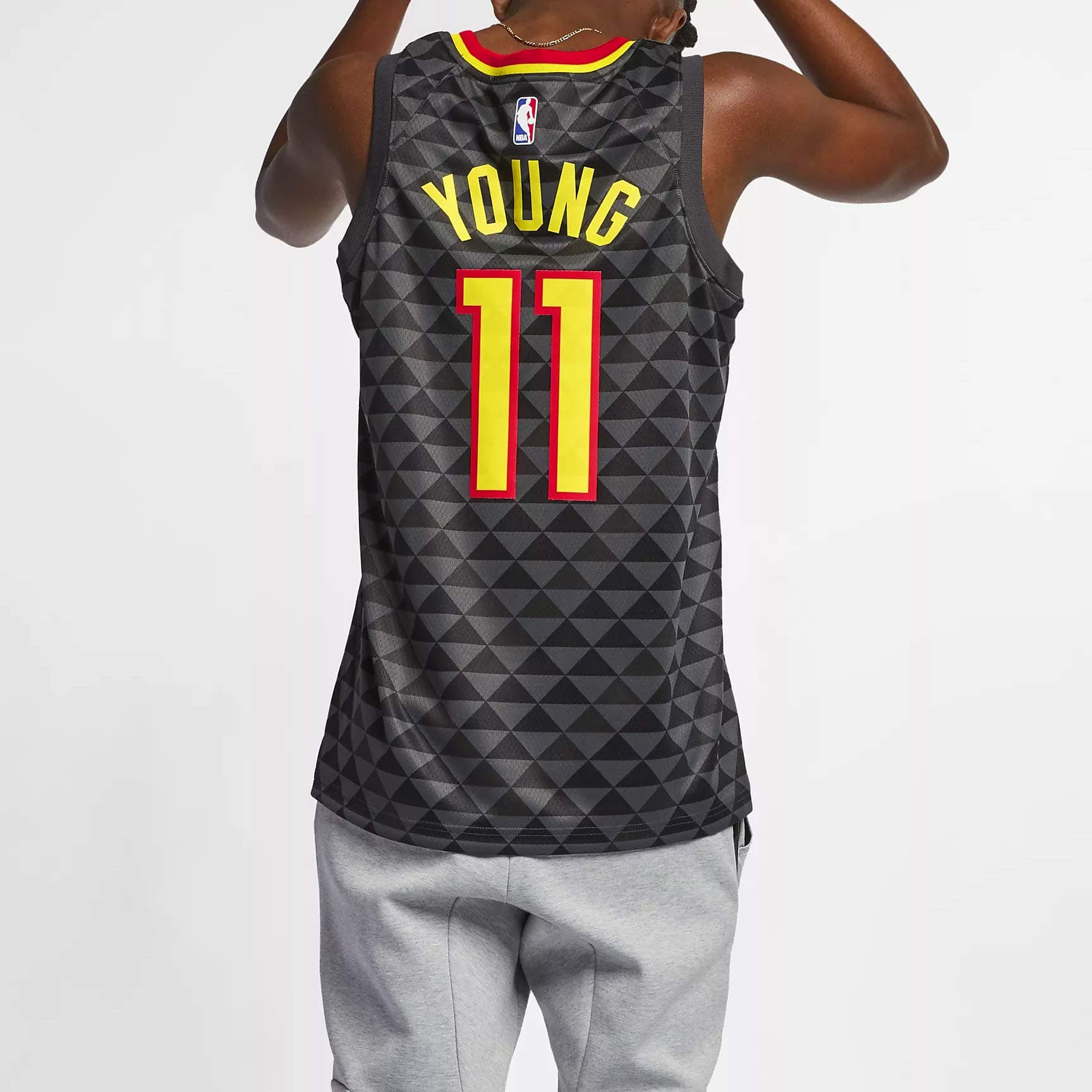 Баскетбольная майка Nike NBA Trae Young 11 Atlanta Hawks Jersey Black - изображение 3