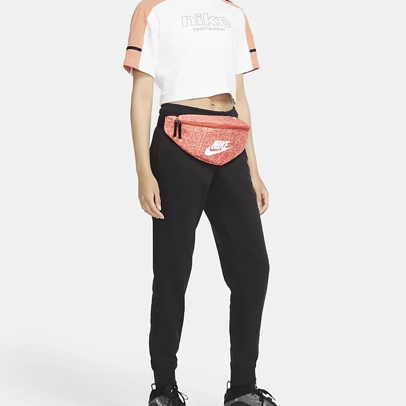 Поясная сумка Nike Heritage Logo - изображение 6