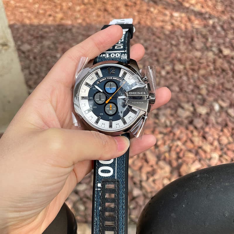 Механические часы Diesel DZ4541 - изображение 3