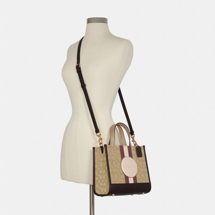 Сумка COACH Dempsey 22 Logo Tote - изображение 5