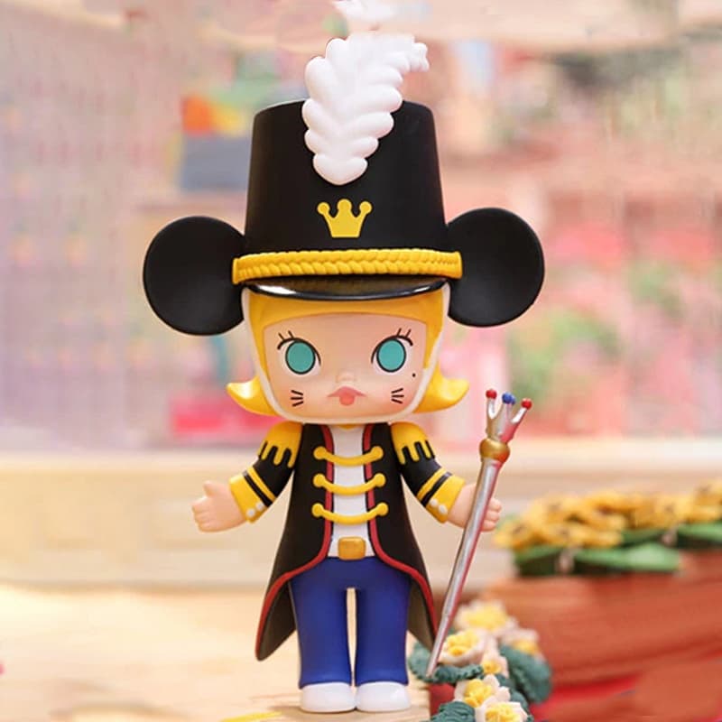Фигурка POP MART Molly 2020 - изображение 2