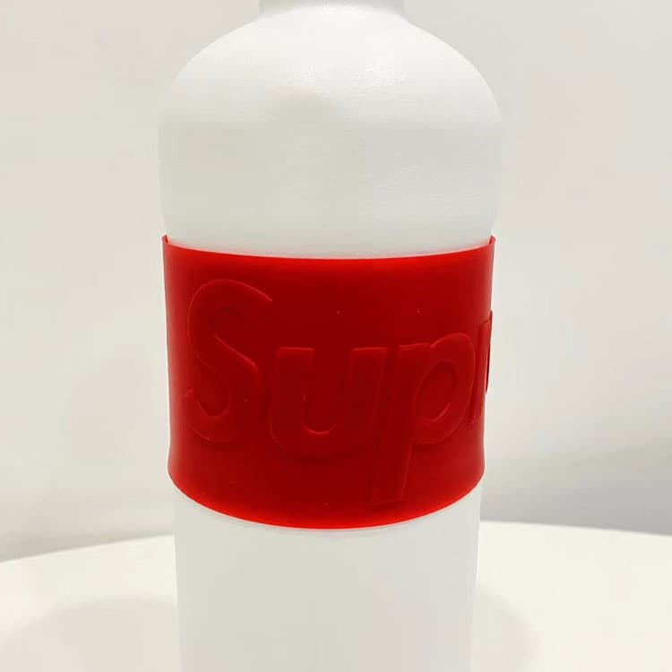 Supreme SS19 Supreme x SIGG CYD 1.0L Water Bottle White - изображение 3