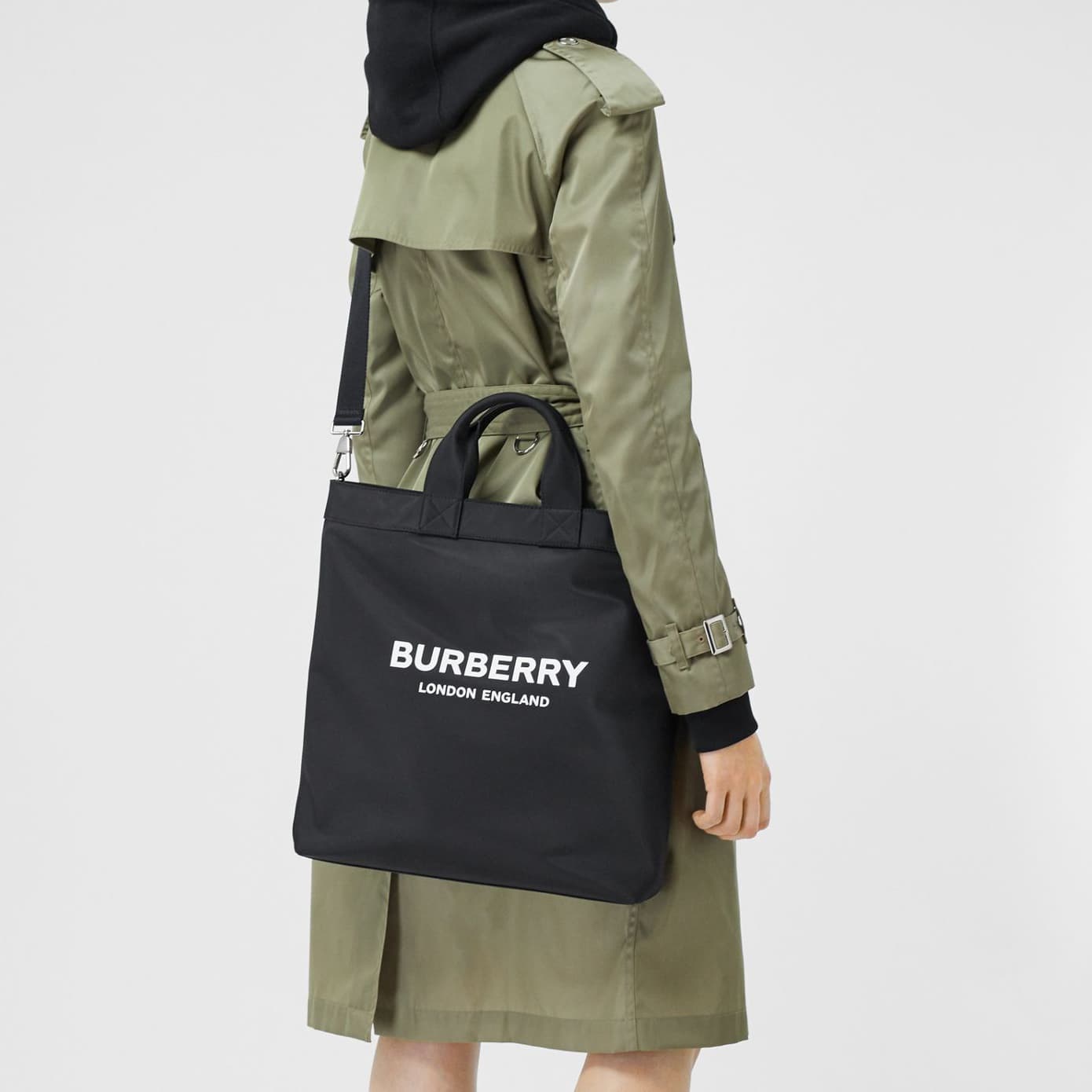 Сумка Burberry Tote - изображение 14