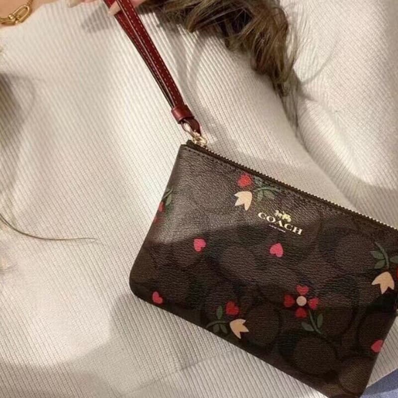 Сумка COACH Corner Zip 16 - изображение 5
